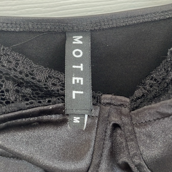 Motel Lesty Dress - Picture 5 of 5